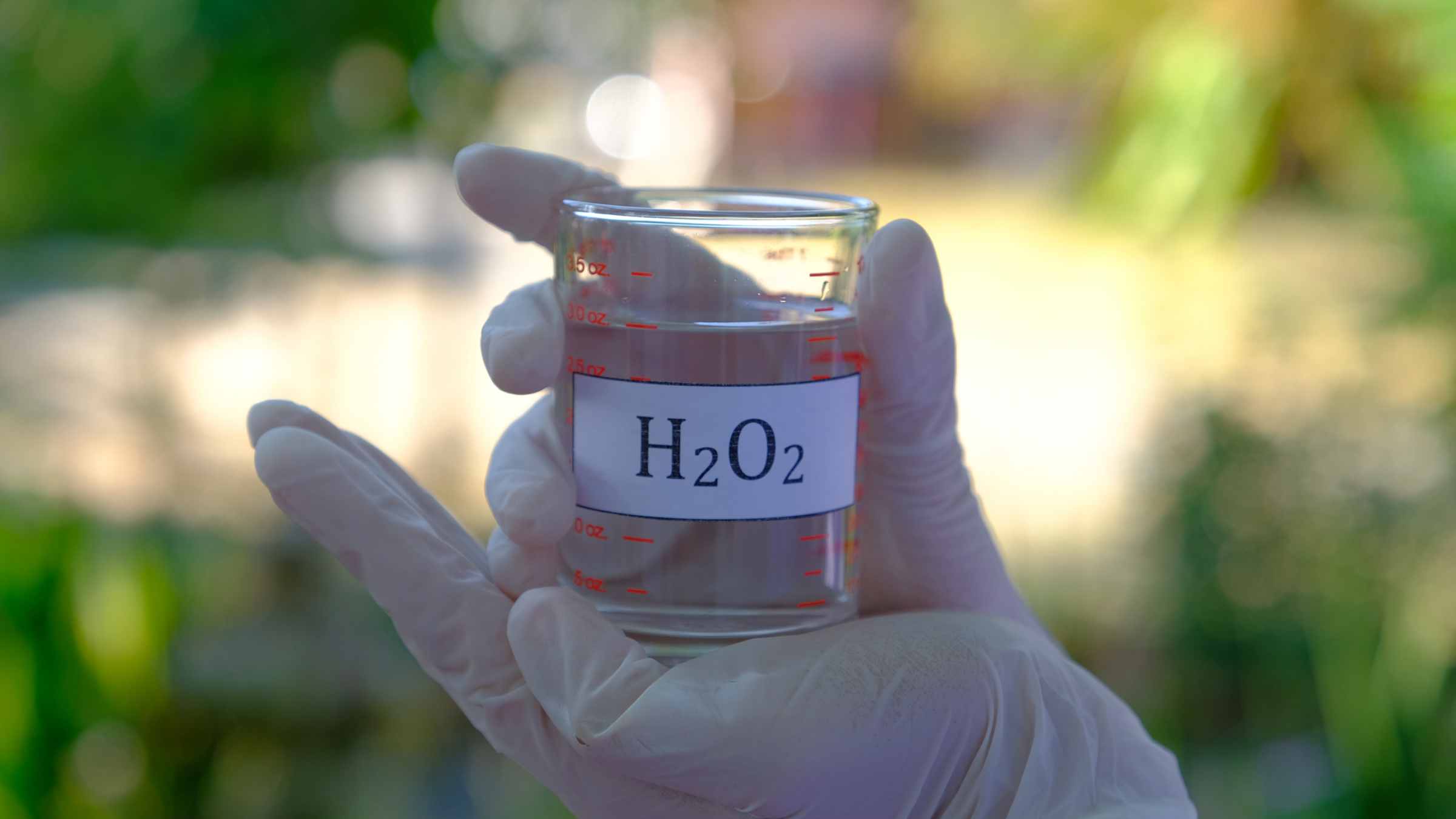 آب اکسیژنه چیست