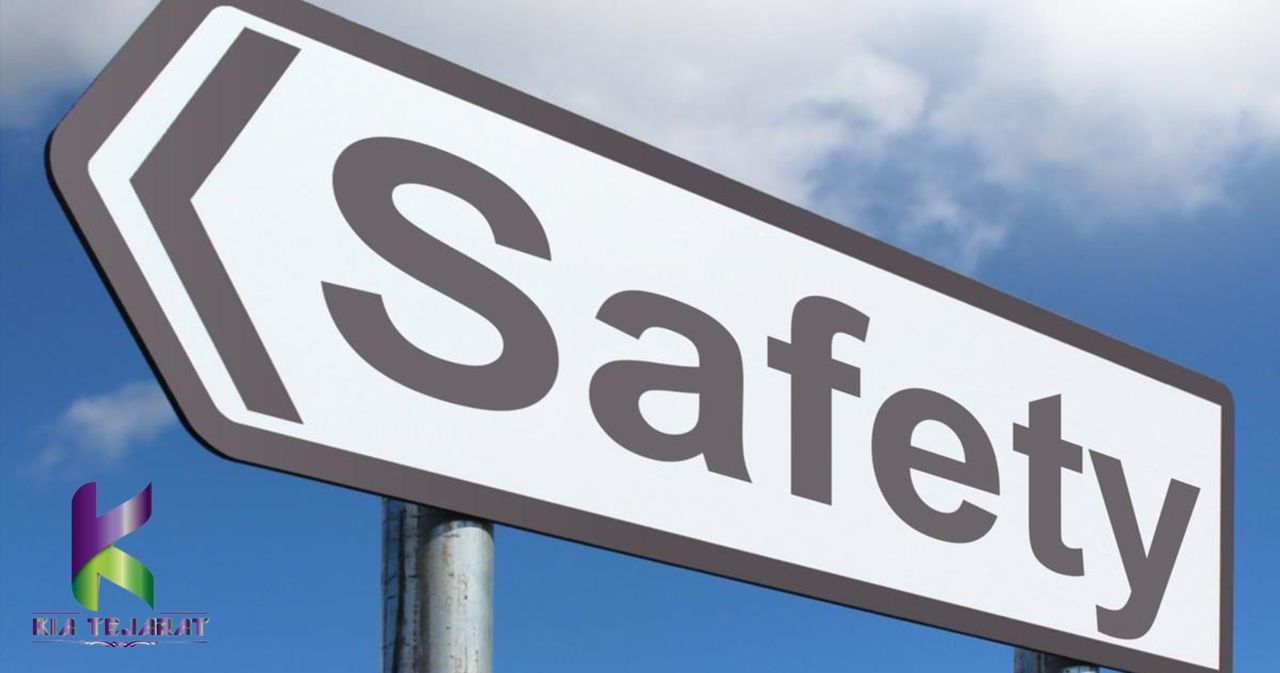 وضعیت قانونی و ایمنی